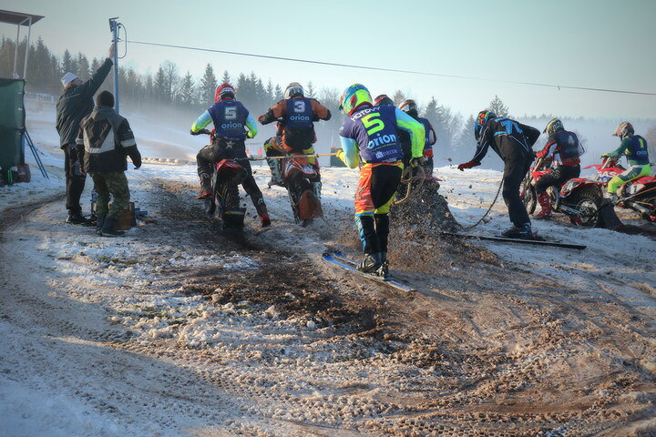 Tisková informace o MČR v motoskijöringu – Dobřany 18. 1. 2025