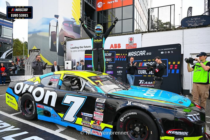 Finále NASCAR Euro Series 2025, Belgie: Doubek se na závěr sezony loučí vítězstvím – ve své parádní třídě bere letos titul vicemistra!